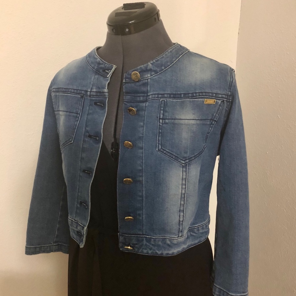 🏖SALE🏖 Crop denim jacket. Italian brand Kitte.
